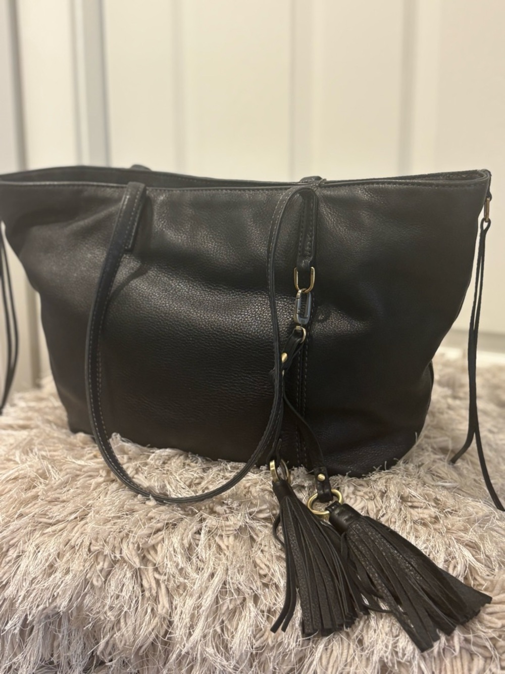 HOBO Black Leather Tassel Shoulder Tote